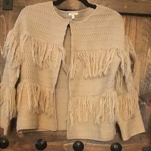 EN CREME TAN SWEATER